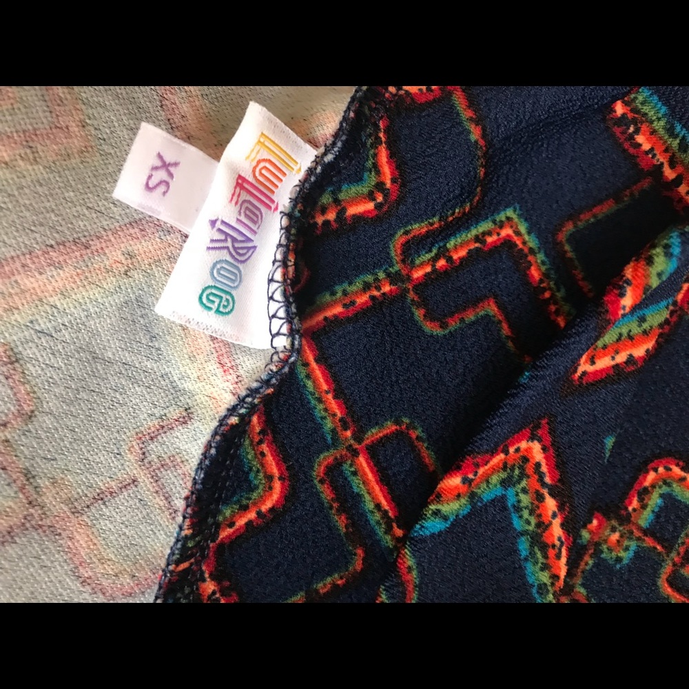 LuLaRoe Cassie XS Geometric Navy Skirt - Picture 5 of 5
